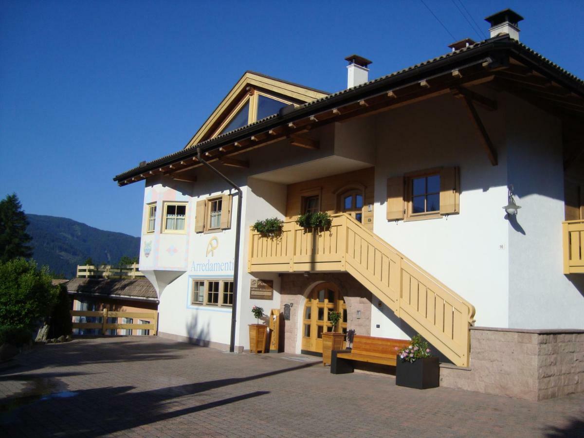 Fiemme Deluxe Apartment Castello-Molina di Fiemme Luaran gambar
